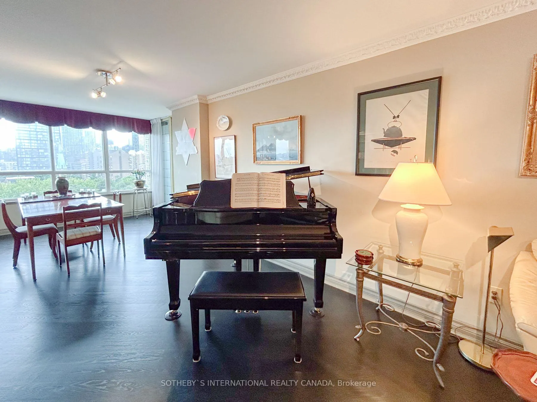 Photo 5 of Unit 906, 130 Carlton Street, Toronto, Cabbagetown-South St. James Town — HOMEH