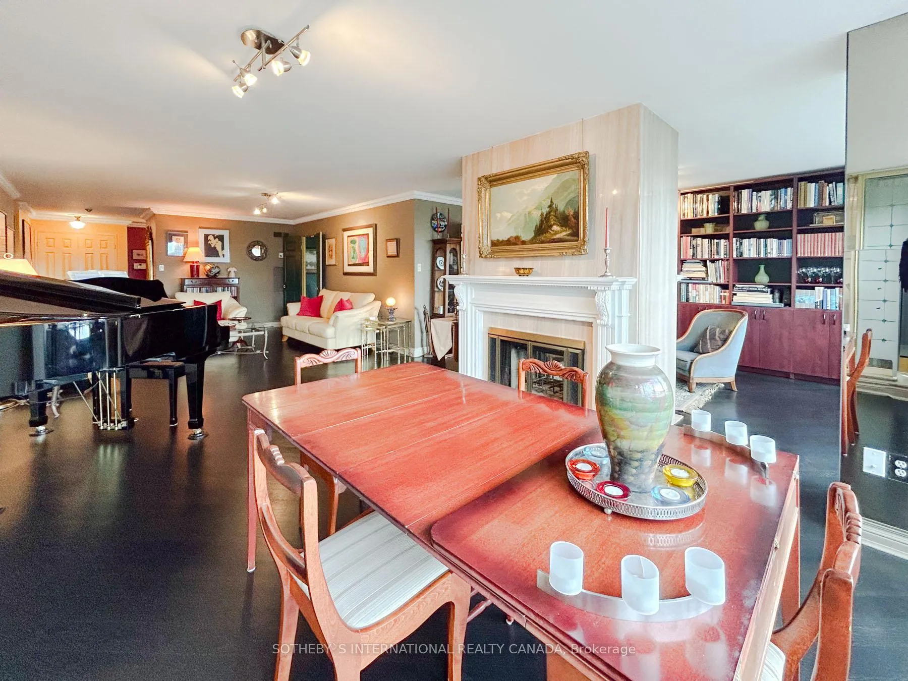Photo 9 of Unit 906, 130 Carlton Street, Toronto, Cabbagetown-South St. James Town — HOMEH
