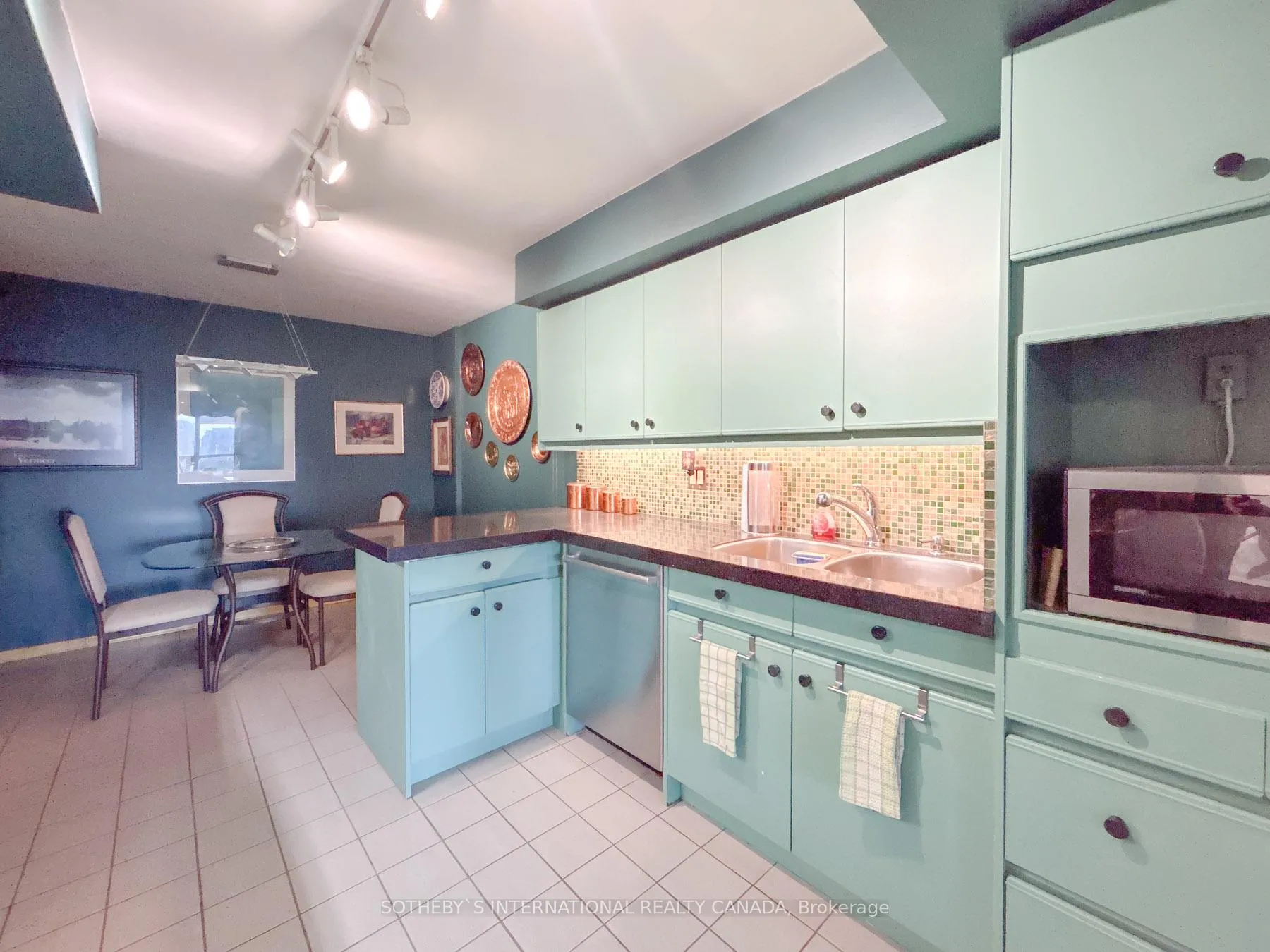 Photo 19 of Unit 906, 130 Carlton Street, Toronto, Cabbagetown-South St. James Town — HOMEH