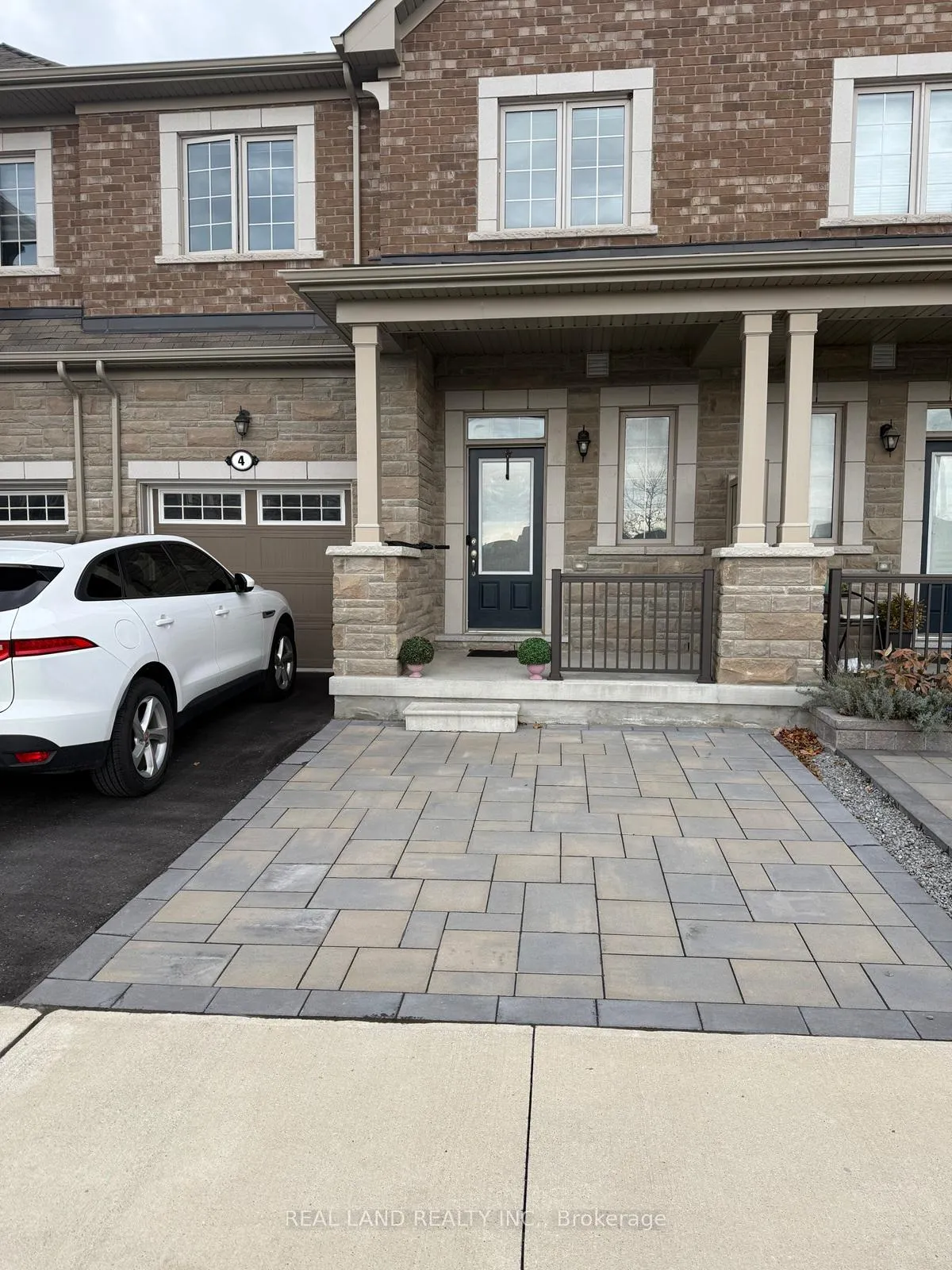Photo 2 of 4 Limoges Street, Whitby, Lynde Creek — HOMEH