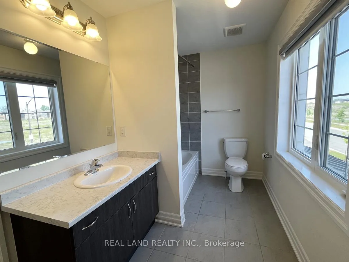 Photo 19 of 4 Limoges Street, Whitby, Lynde Creek — HOMEH