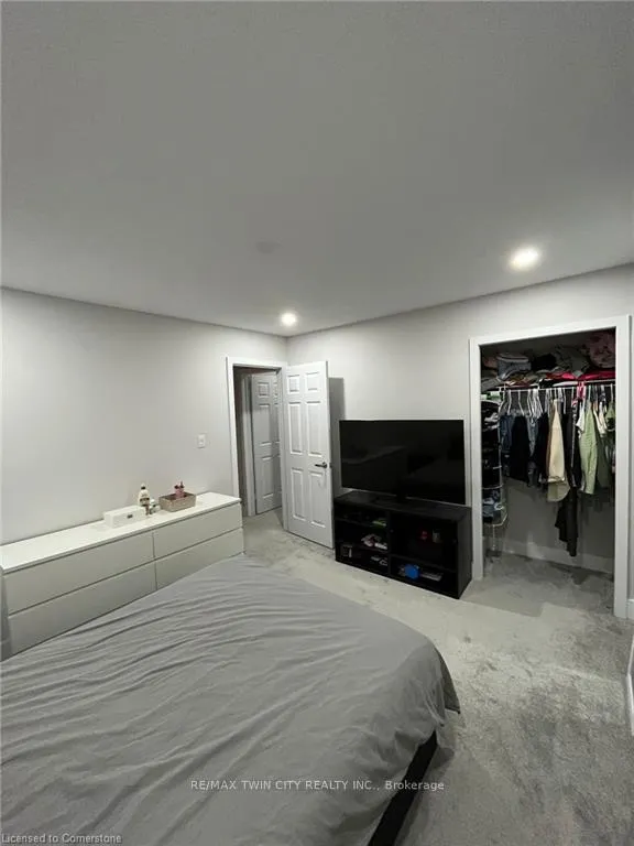 Photo 13 of 163 Max Becker Drive, Kitchener — HOMEH