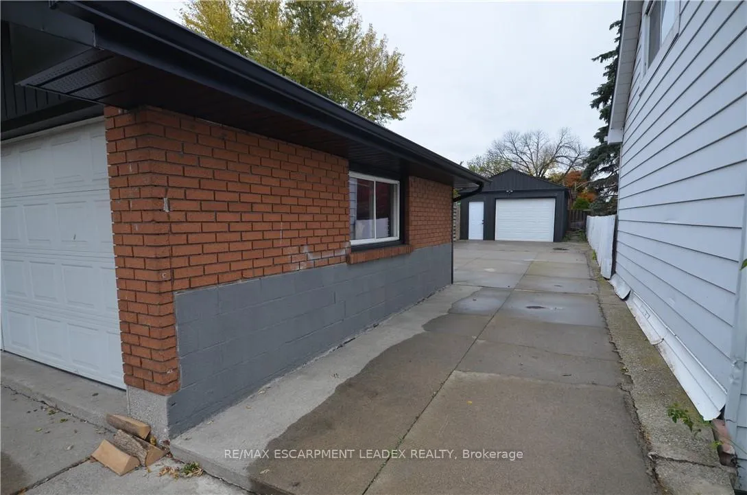 Photo 2 of Unit B, 880 Upper Sherman Avenue, Hamilton, Thorner — HOMEH