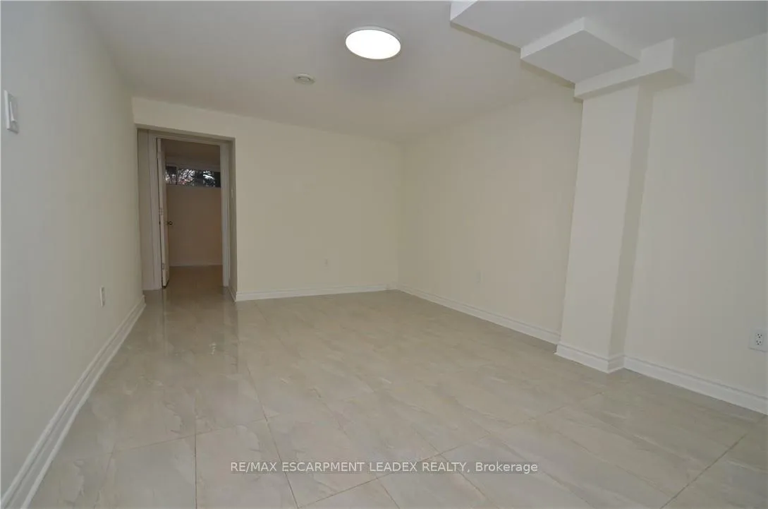 Photo 18 of Unit B, 880 Upper Sherman Avenue, Hamilton, Thorner — HOMEH