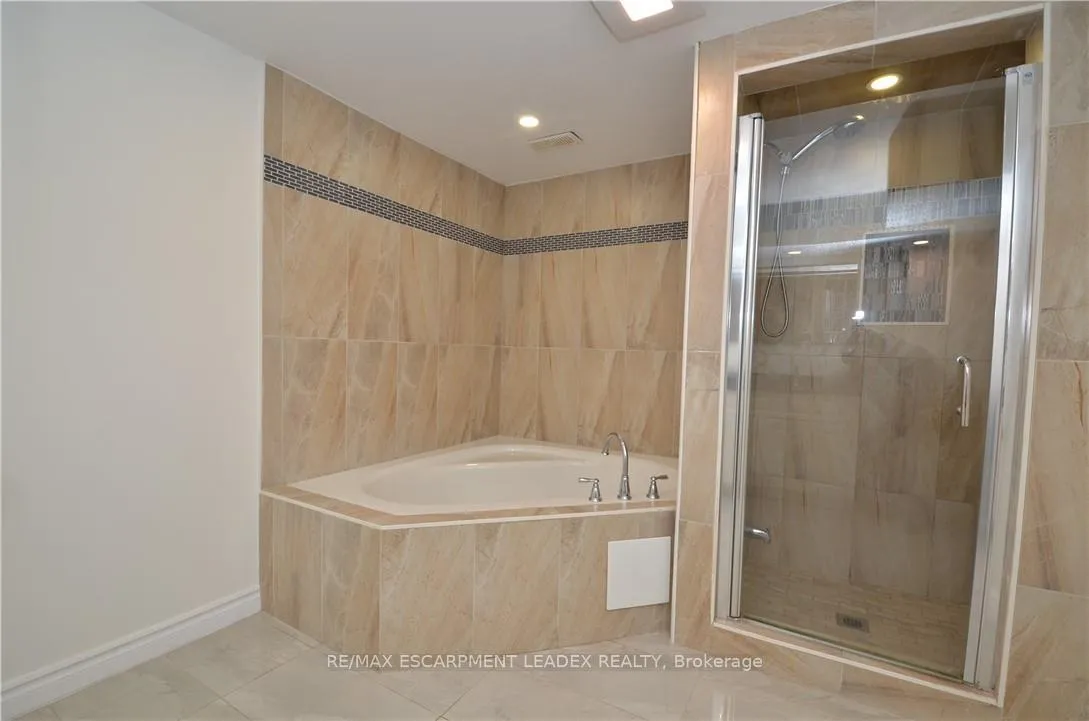Photo 20 of Unit B, 880 Upper Sherman Avenue, Hamilton, Thorner — HOMEH