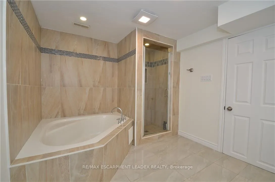 Photo 22 of Unit B, 880 Upper Sherman Avenue, Hamilton, Thorner — HOMEH