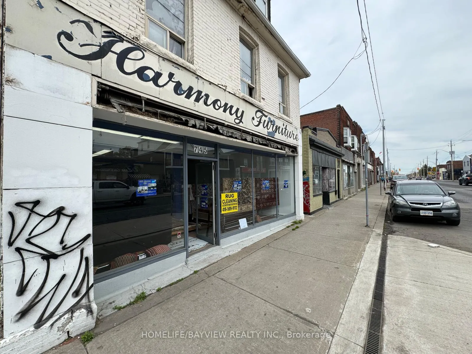 Photo 3 of 745 Barton Street E, Hamilton, Stipley — HOMEH
