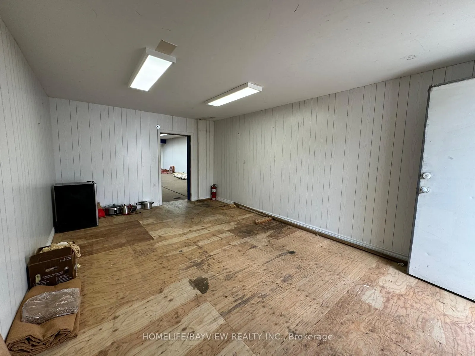 Photo 10 of 745 Barton Street E, Hamilton, Stipley — HOMEH
