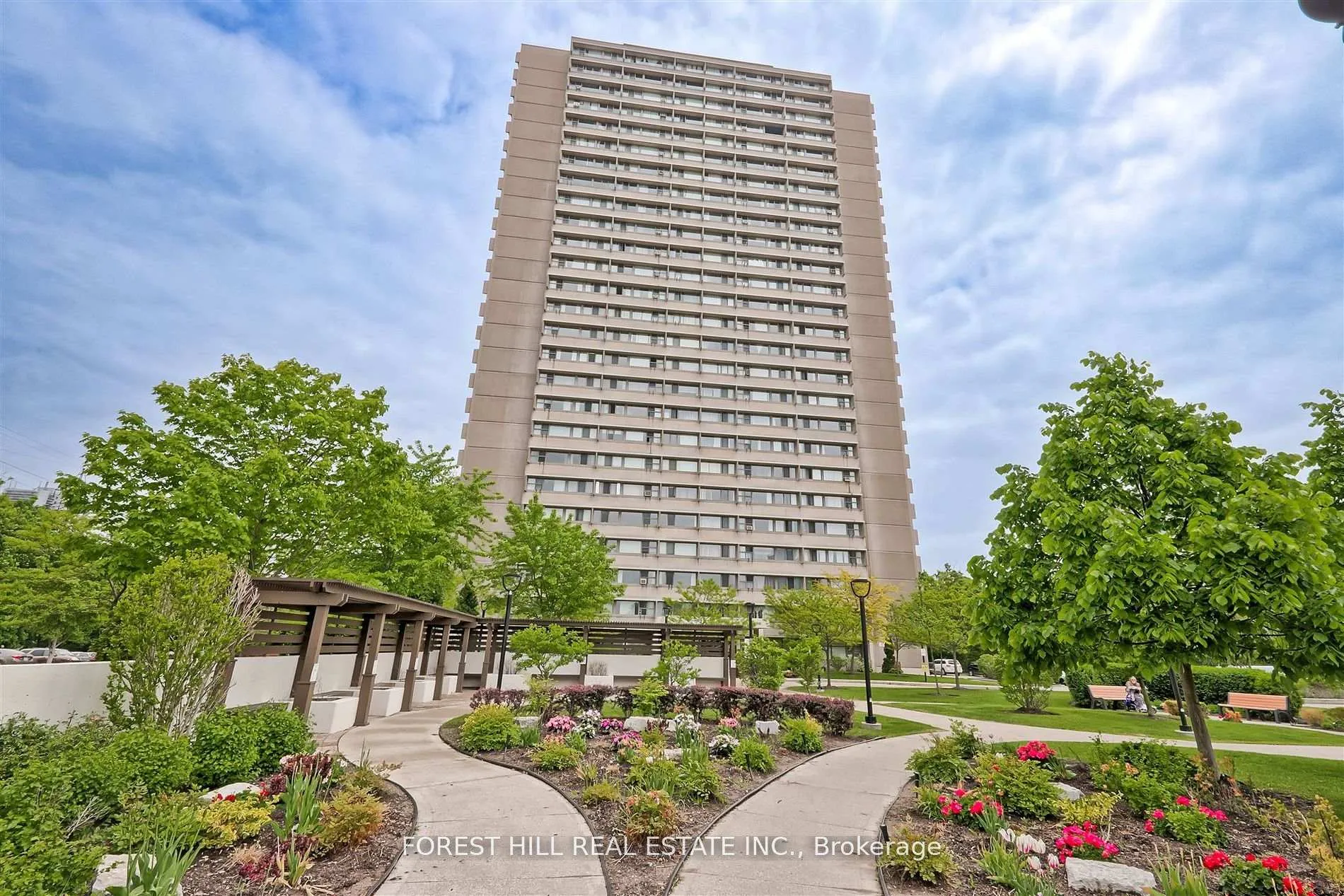Front of Unit 1701, 725 Don Mills Road