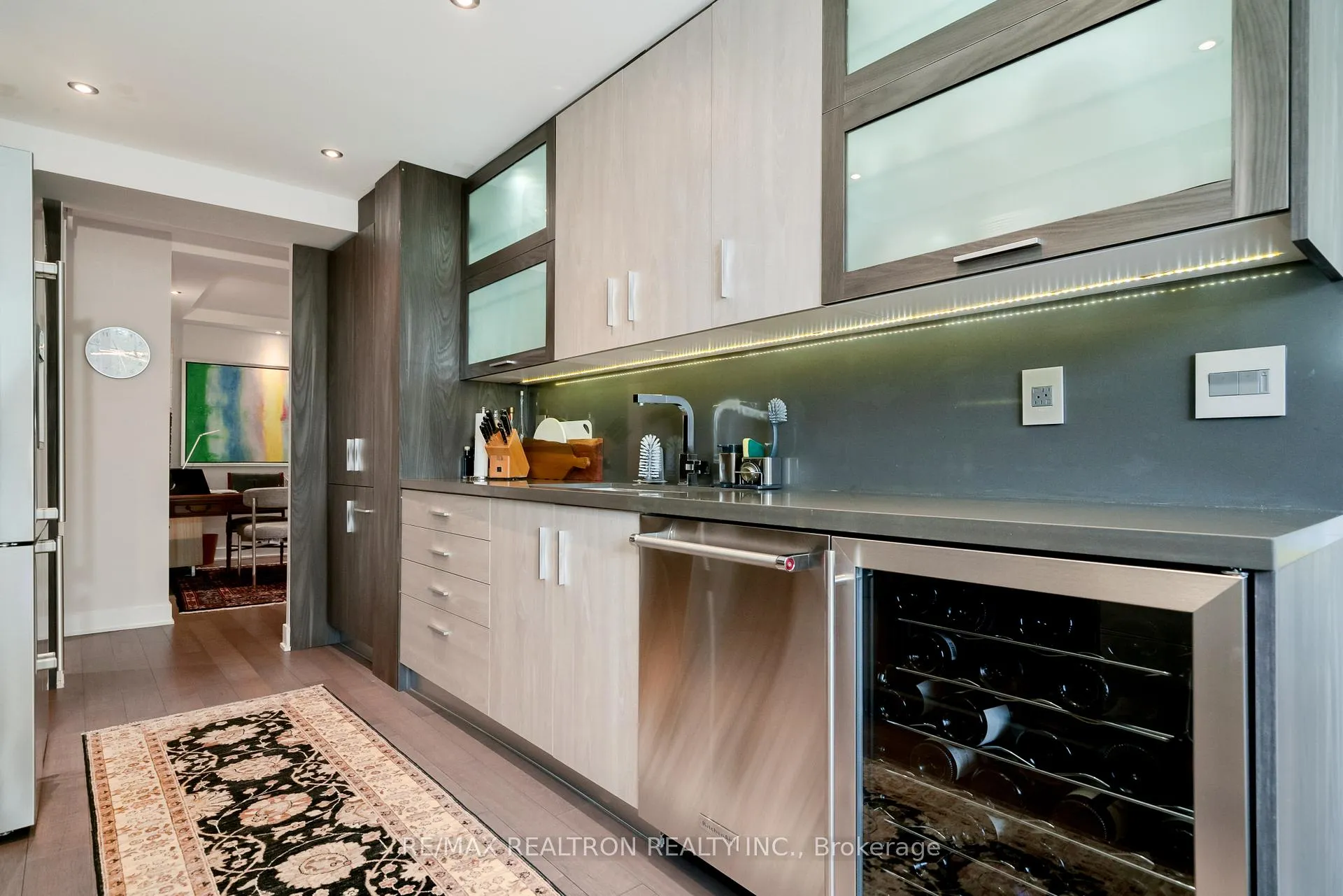 Photo 6 of Unit 420, 3800 Yonge Street, Toronto, Bedford Park-Nortown — HOMEH