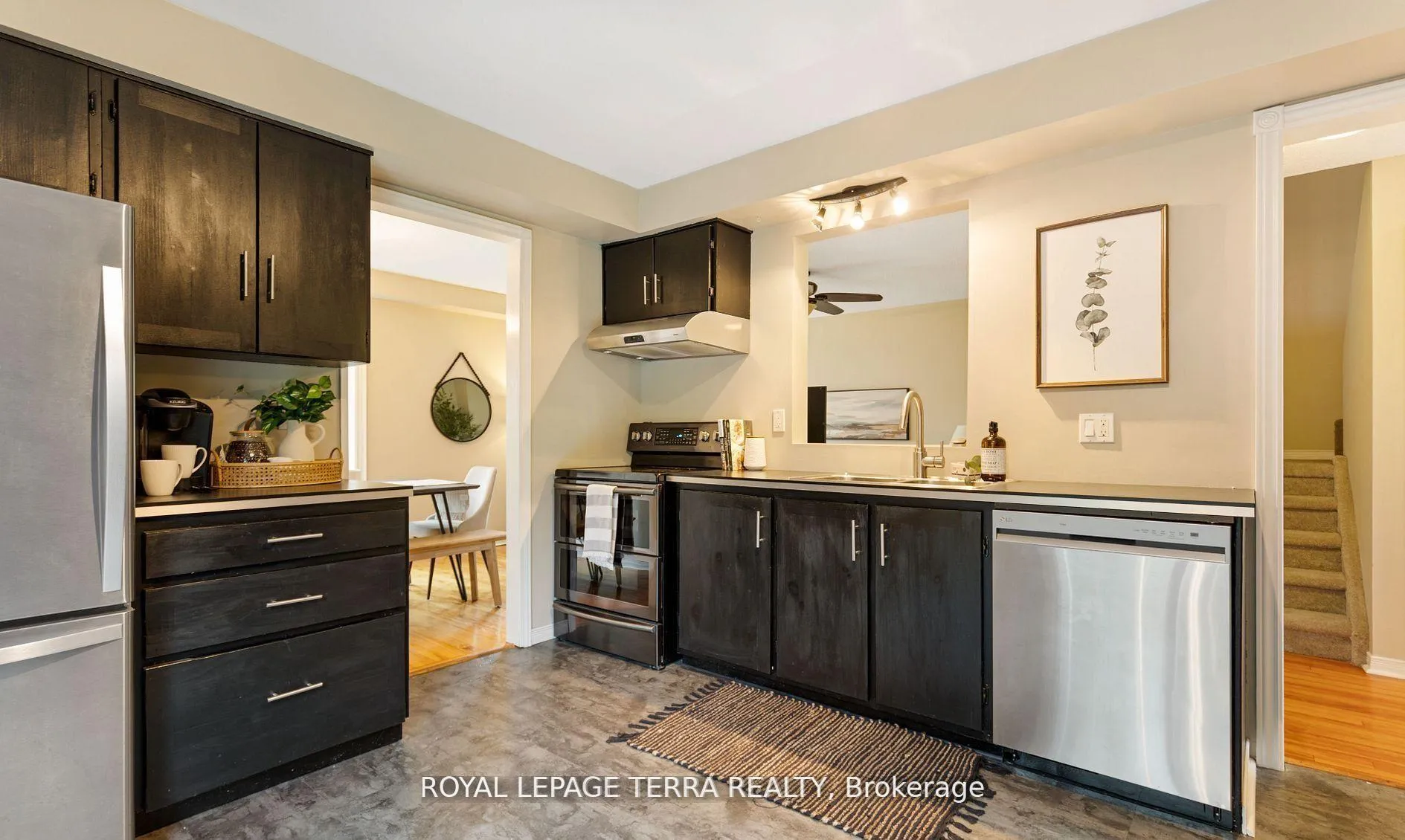 Photo 5 of 26 Vanessa Place, Whitby, Blue Grass Meadows — HOMEH
