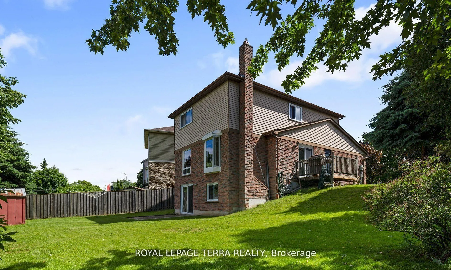 Photo 20 of 26 Vanessa Place, Whitby, Blue Grass Meadows — HOMEH