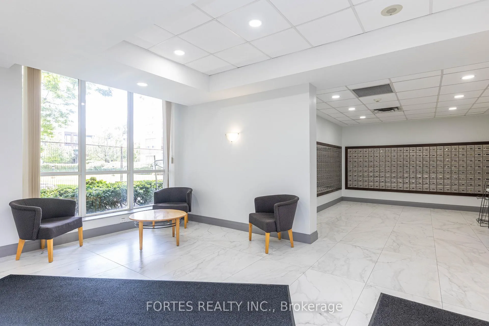 Photo 5 of Unit 404, 650 Lawrence Avenue W, Toronto, Englemount-Lawrence — HOMEH
