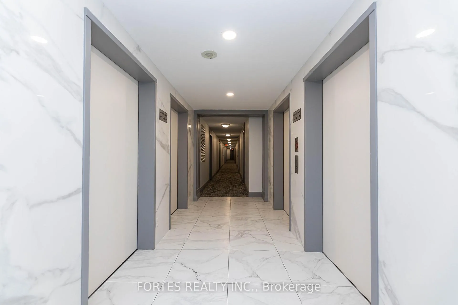 Photo 6 of Unit 404, 650 Lawrence Avenue W, Toronto, Englemount-Lawrence — HOMEH
