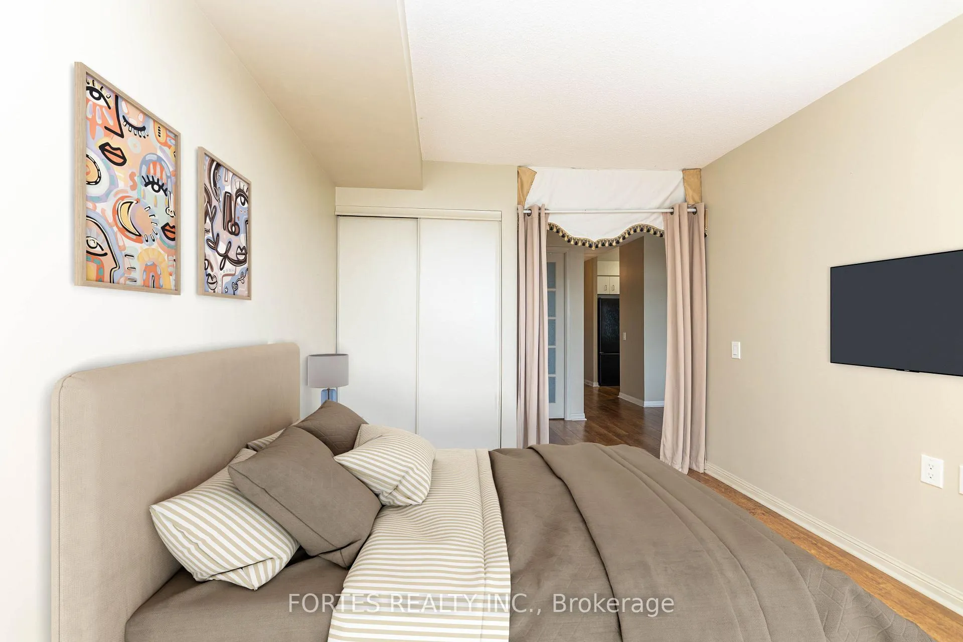Photo 16 of Unit 404, 650 Lawrence Avenue W, Toronto, Englemount-Lawrence — HOMEH