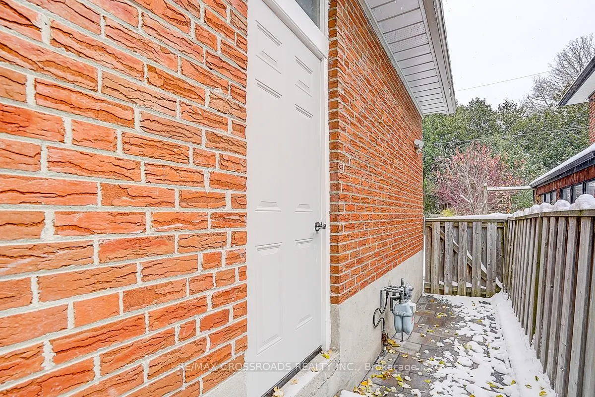 Photo 47 of 78 Fred Varley Drive, Markham, Unionville — HOMEH
