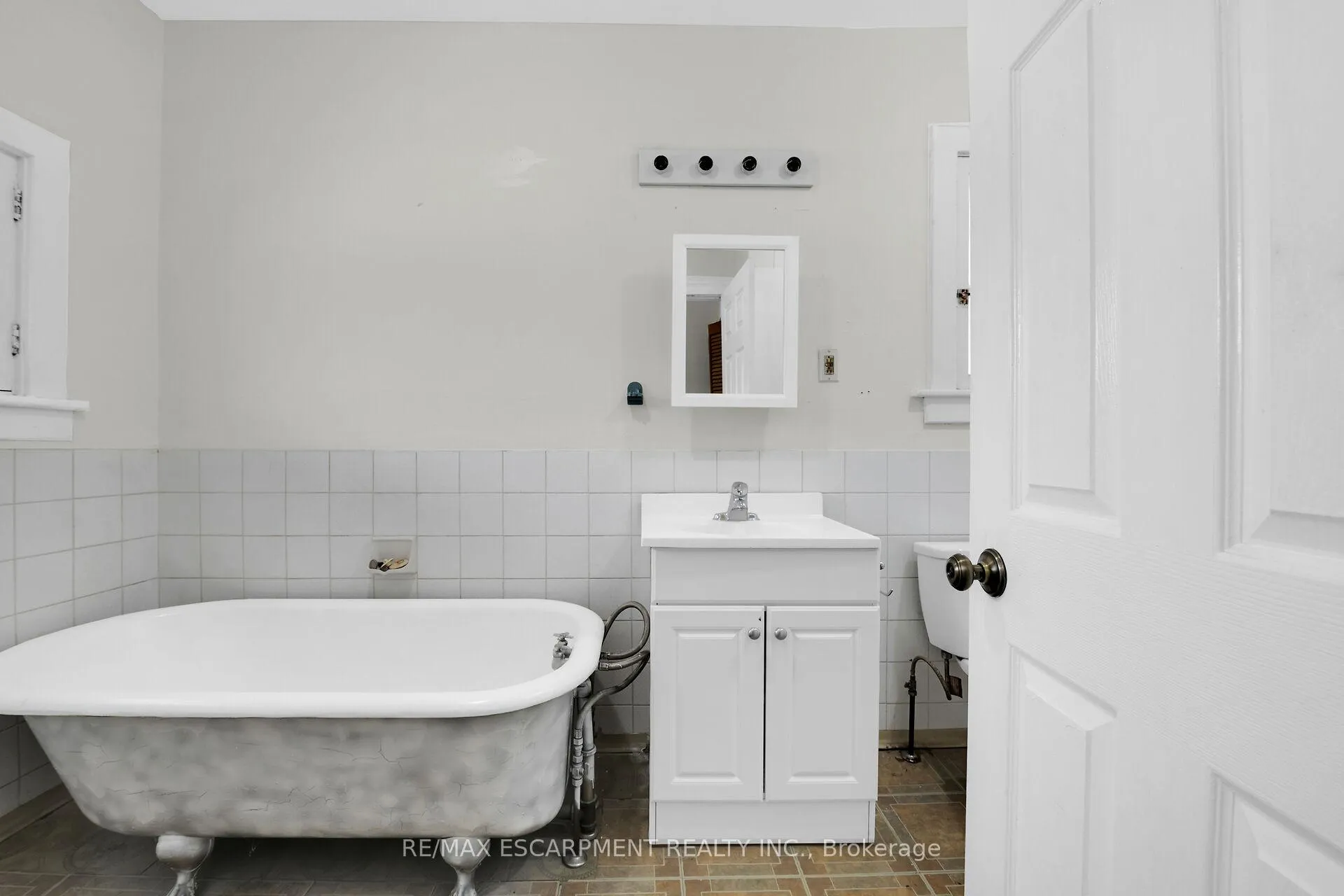 Photo 15 of 59 Cannon Street W, Hamilton, Strathcona — HOMEH