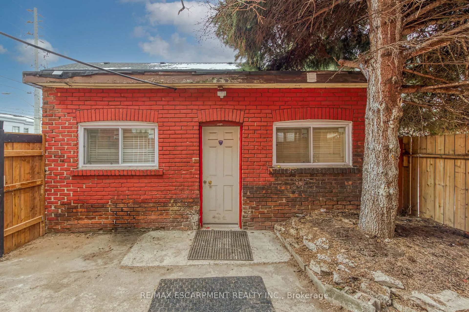 Photo 38 of 59 Cannon Street W, Hamilton, Strathcona — HOMEH