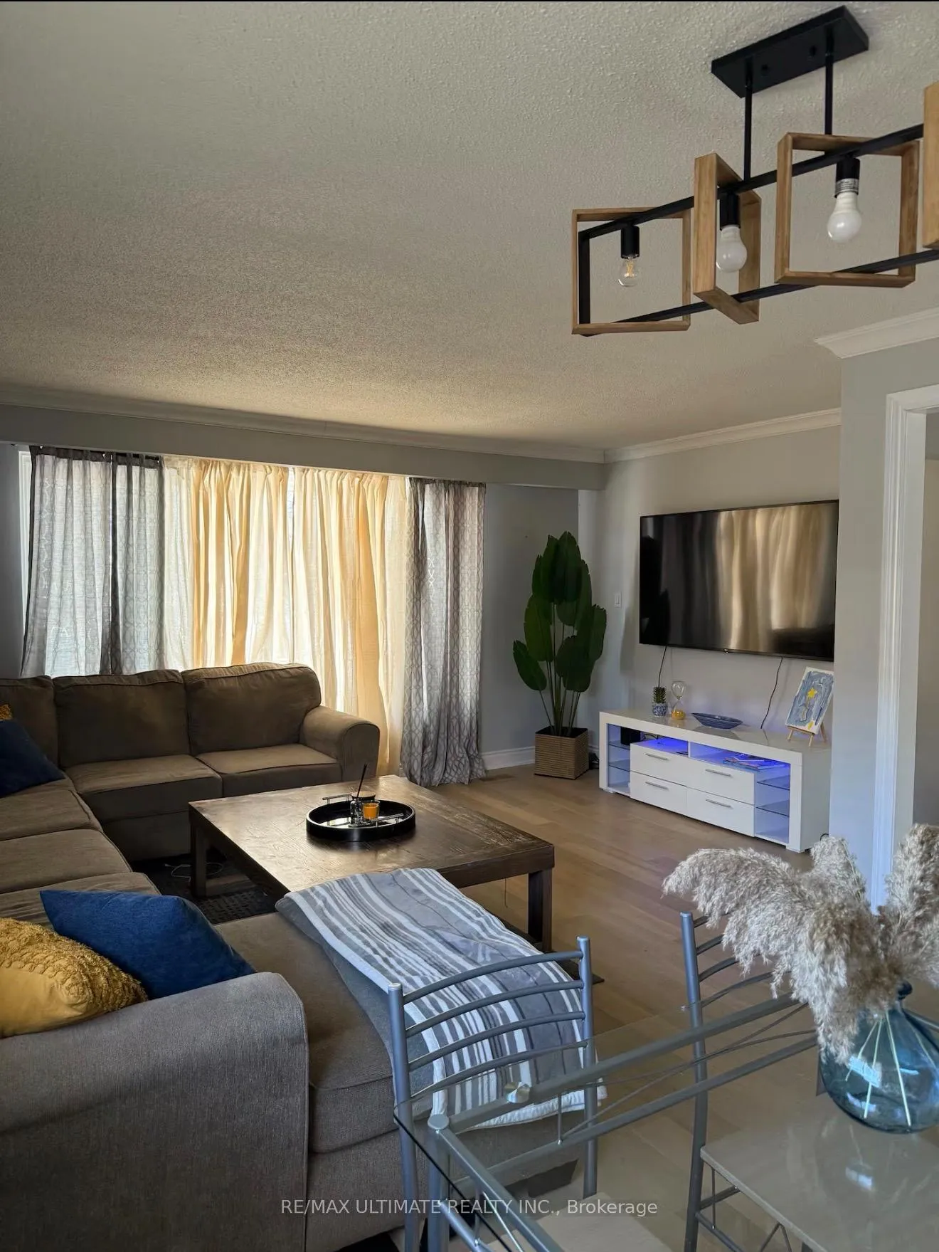 Photo 16 of 269 Bartley Bull Parkway, Brampton, Brampton East — HOMEH
