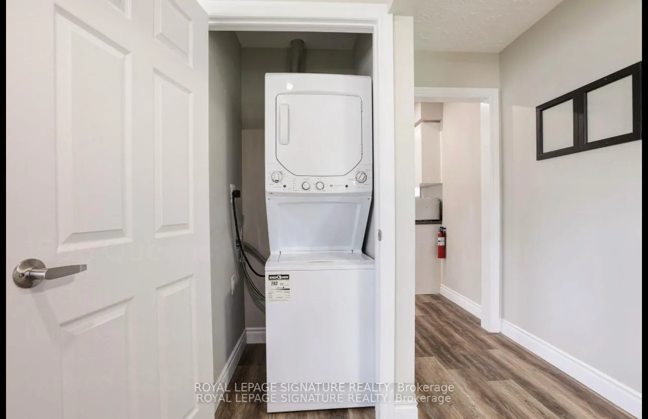 Photo 12 of 1506 Queen's Boulevard, Kitchener — HOMEH