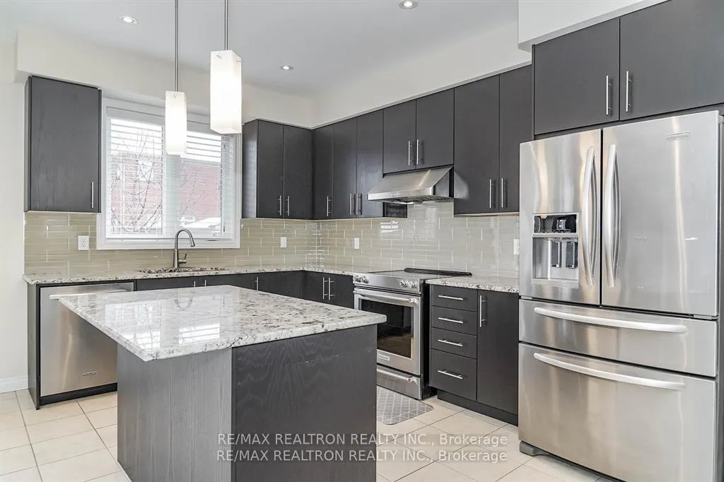 Photo 10 of 18 Corduroy Road, Markham, Victoria Manor-Jennings Gate — HOMEH