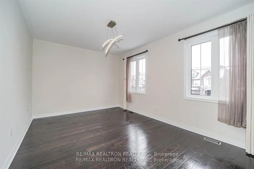 Photo 18 of 18 Corduroy Road, Markham, Victoria Manor-Jennings Gate — HOMEH