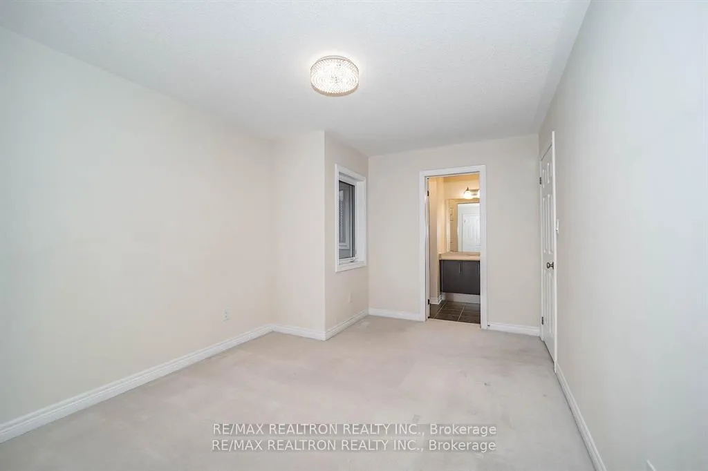 Photo 27 of 18 Corduroy Road, Markham, Victoria Manor-Jennings Gate — HOMEH