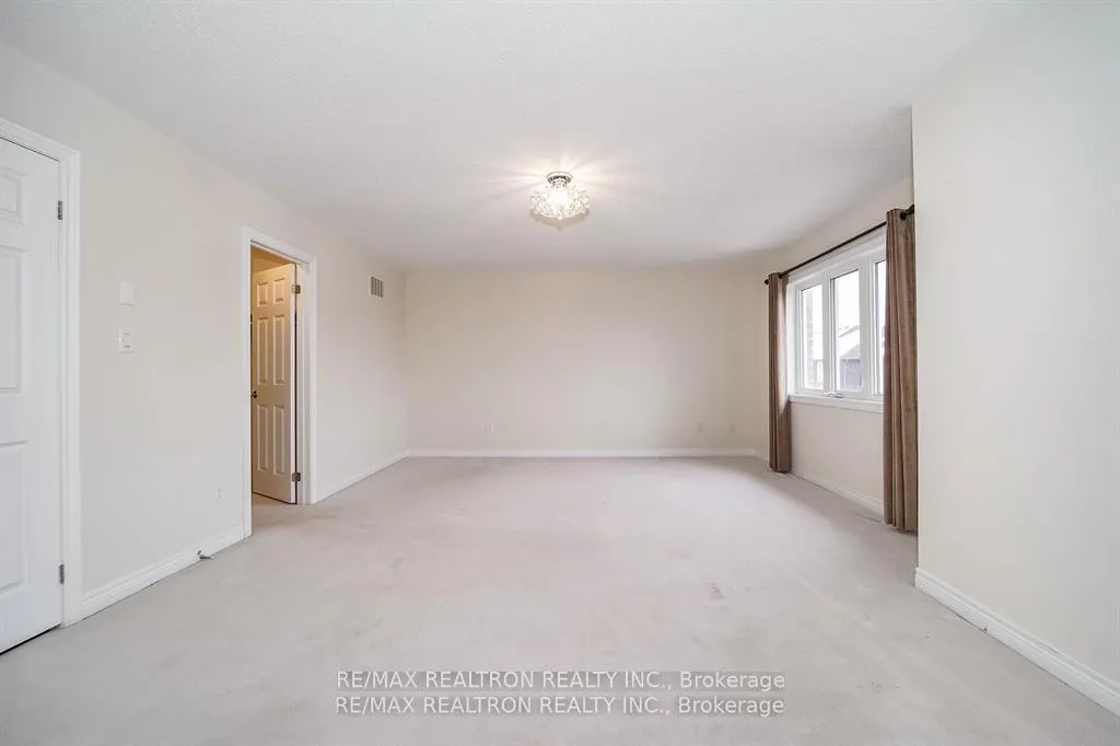 Photo 30 of 18 Corduroy Road, Markham, Victoria Manor-Jennings Gate — HOMEH