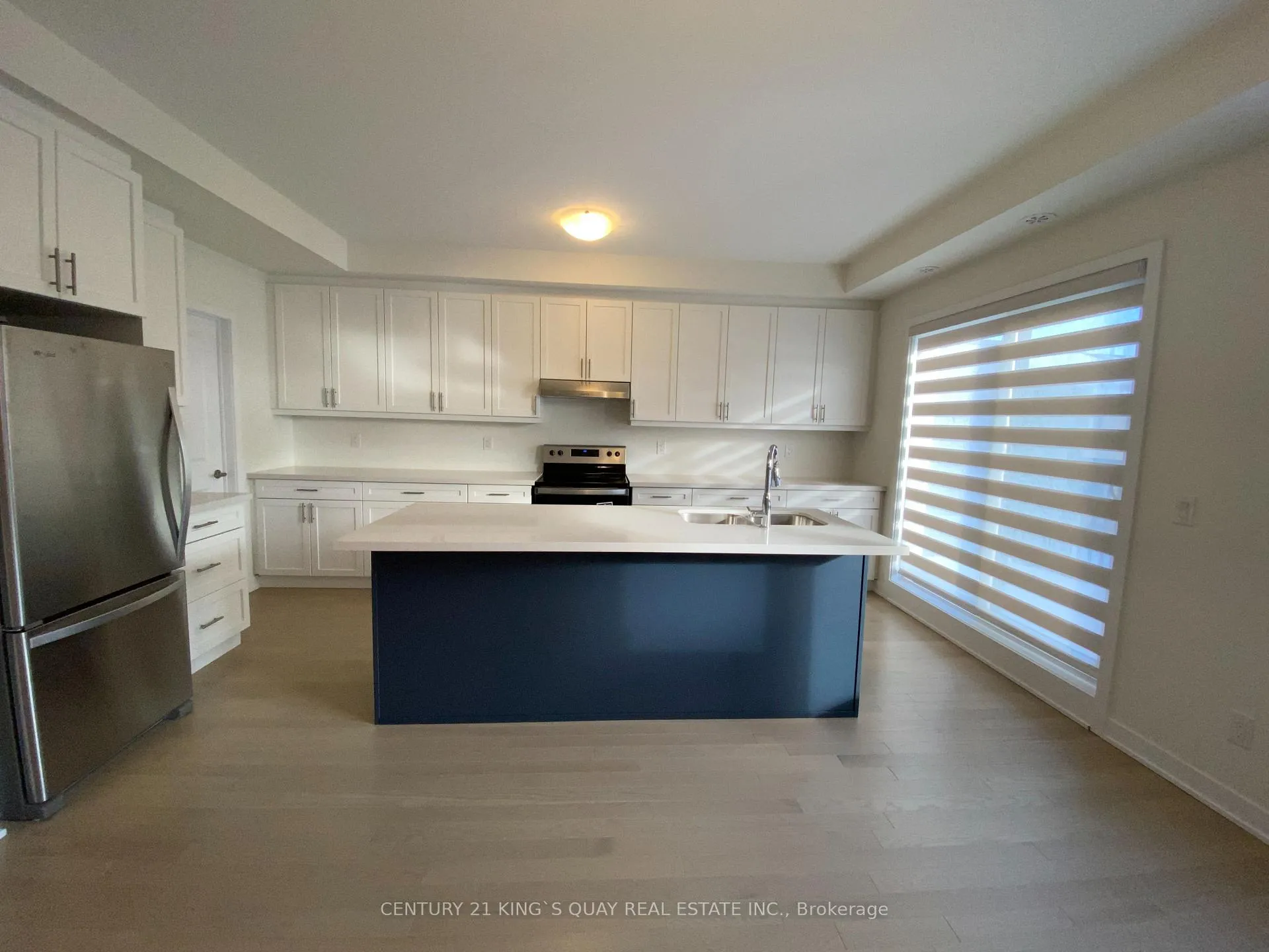 Photo 4 of 89 York Downs Boulevard, Markham, Angus Glen — HOMEH