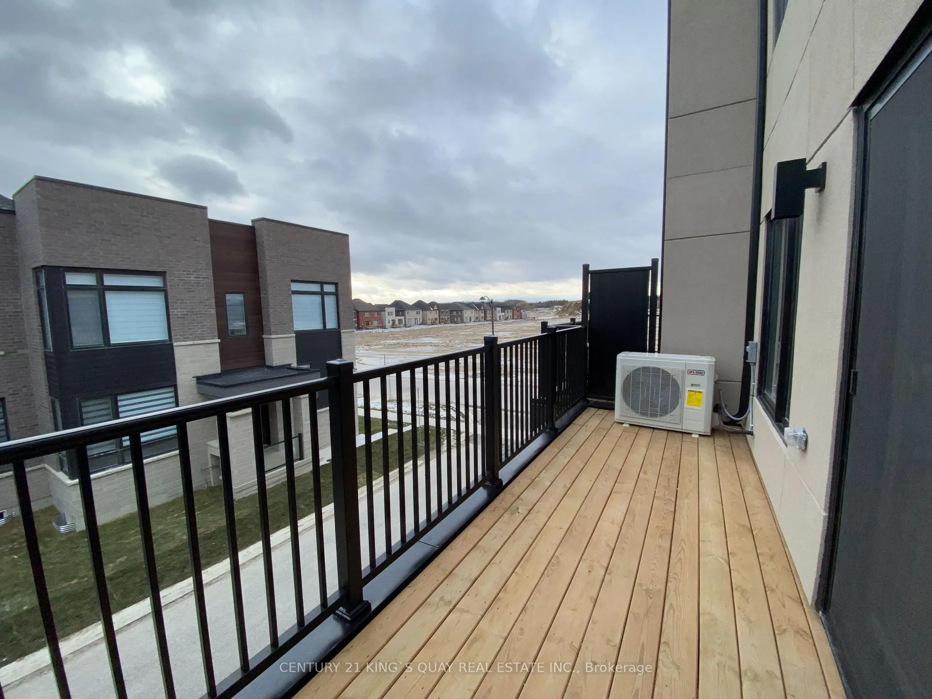 Photo 33 of 89 York Downs Boulevard, Markham, Angus Glen — HOMEH