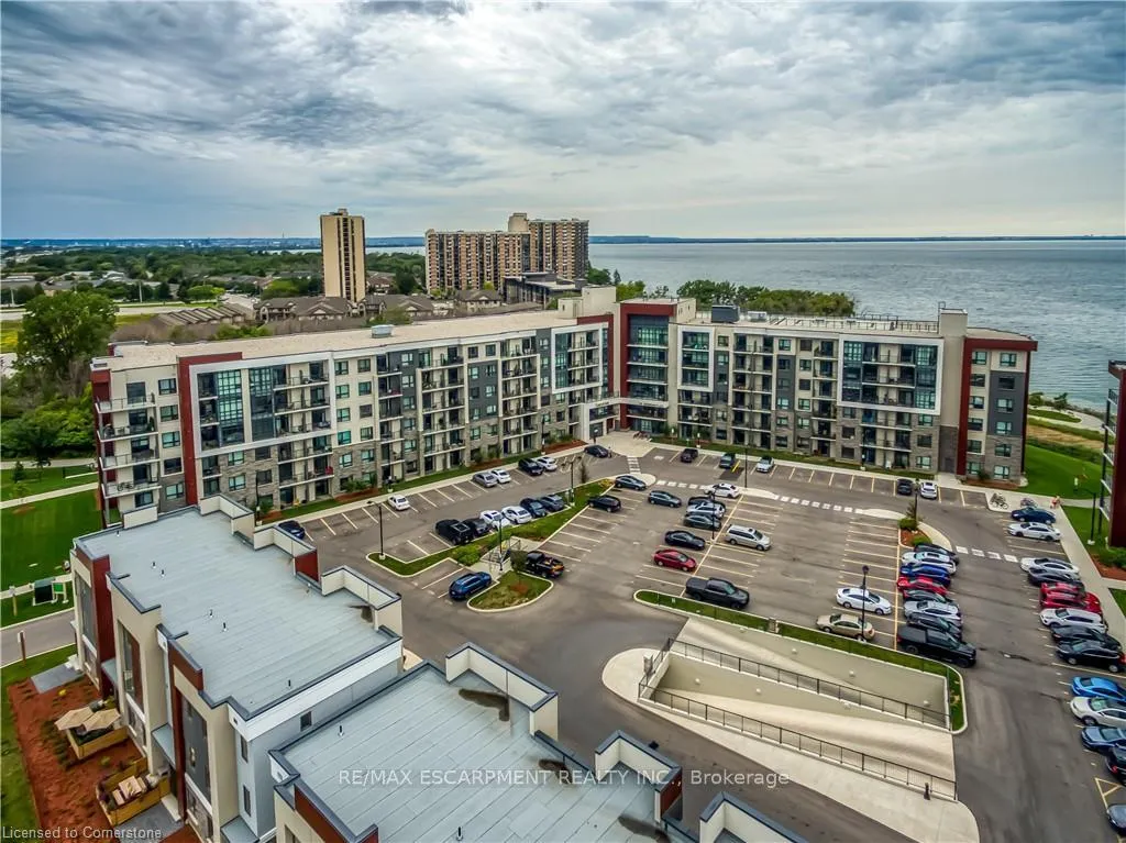 Photo 1 of Unit 329, 125 Shoreview Place, Hamilton, Stoney Creek — HOMEH