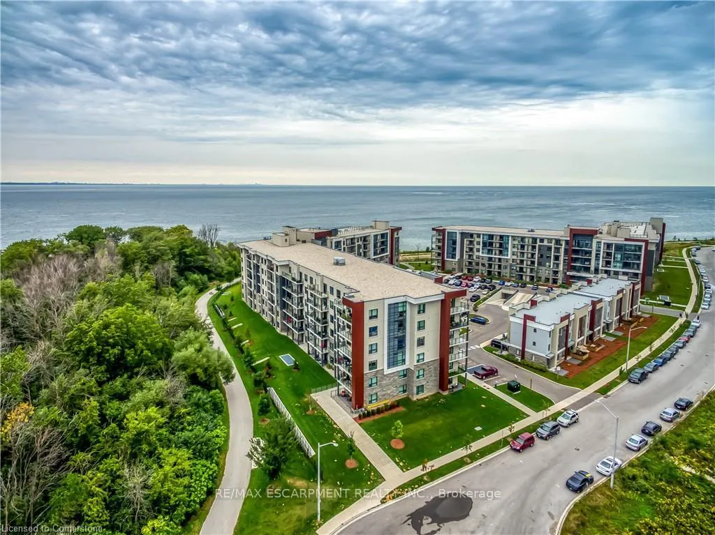 Photo 4 of Unit 329, 125 Shoreview Place, Hamilton, Stoney Creek — HOMEH