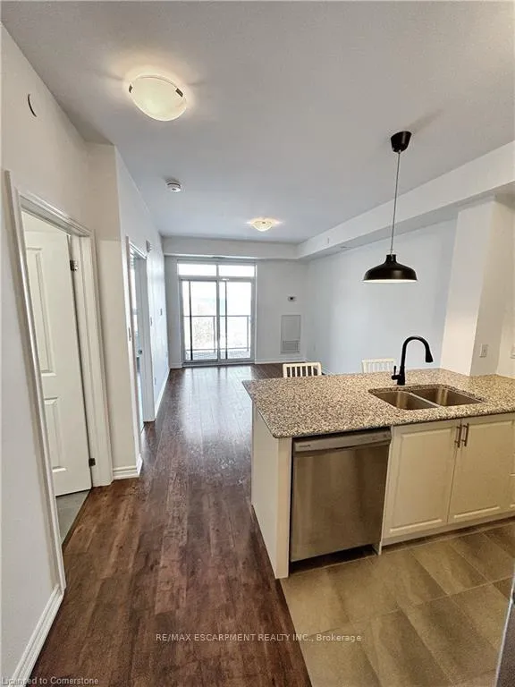 Photo 12 of Unit 329, 125 Shoreview Place, Hamilton, Stoney Creek — HOMEH