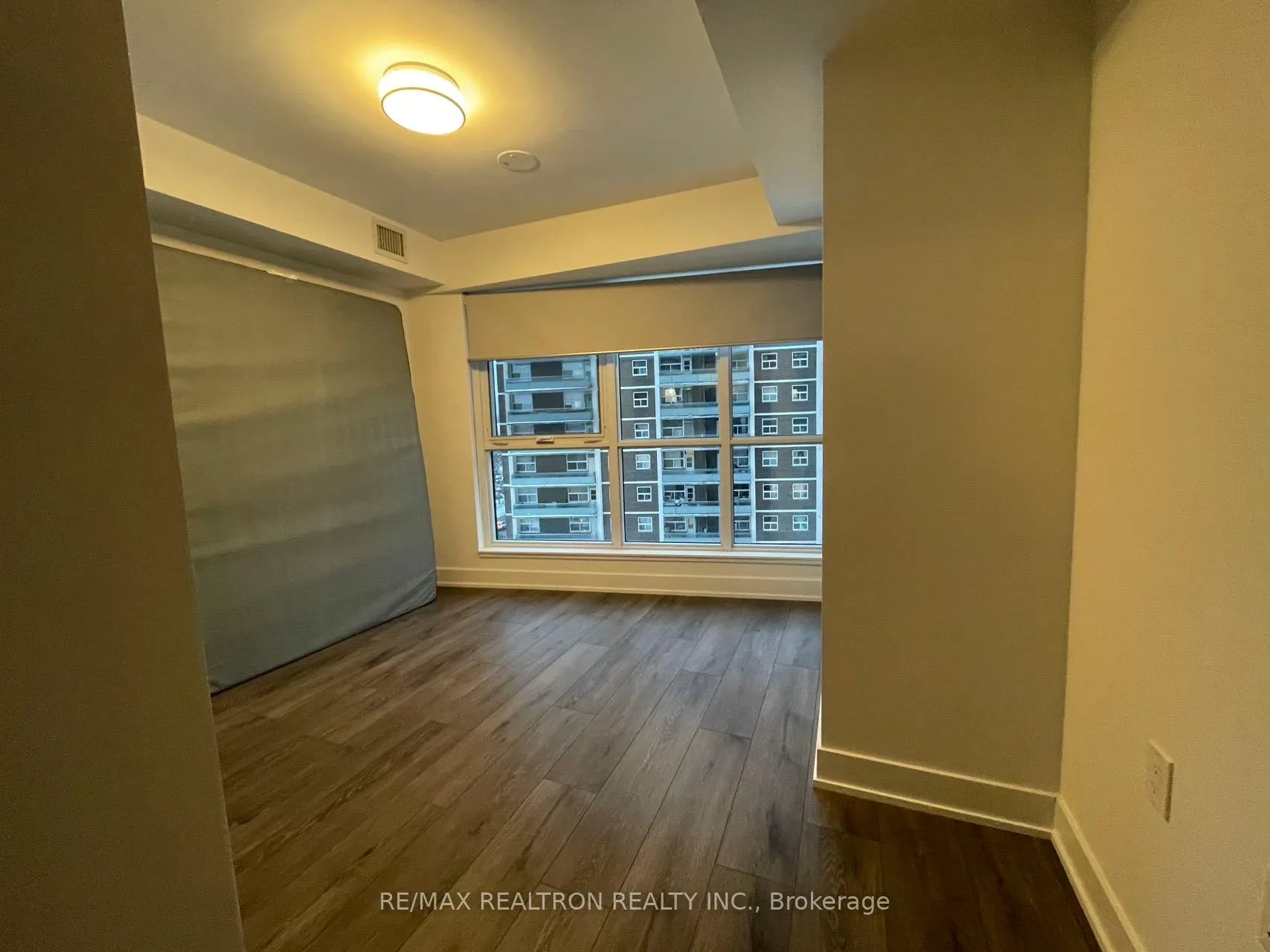 Photo 8 of Unit 619, 585 Bloor Street E, Toronto, North St. James Town — HOMEH