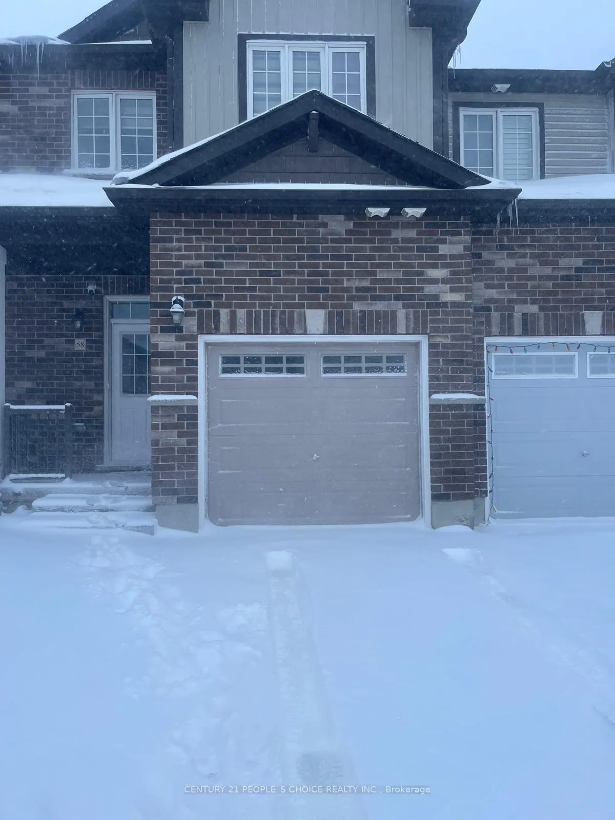 Front of 58 Renfrew Street