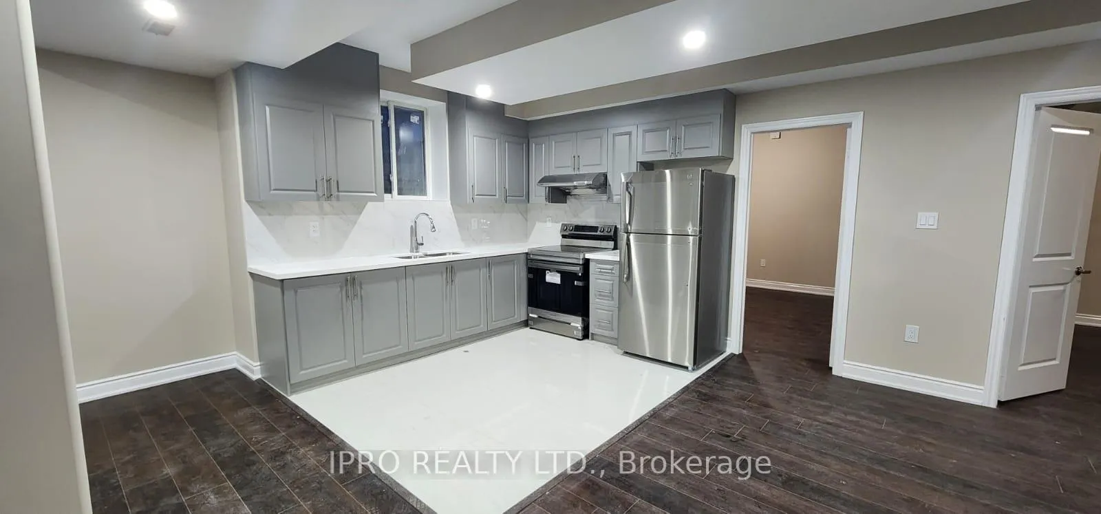 Photo 3 of Unit Basement, 71 Ivor Crescent, Brampton, Northwest Brampton — HOMEH