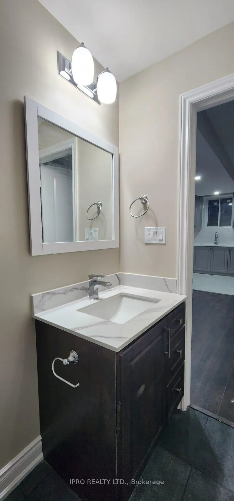 Photo 6 of Unit Basement, 71 Ivor Crescent, Brampton, Northwest Brampton — HOMEH
