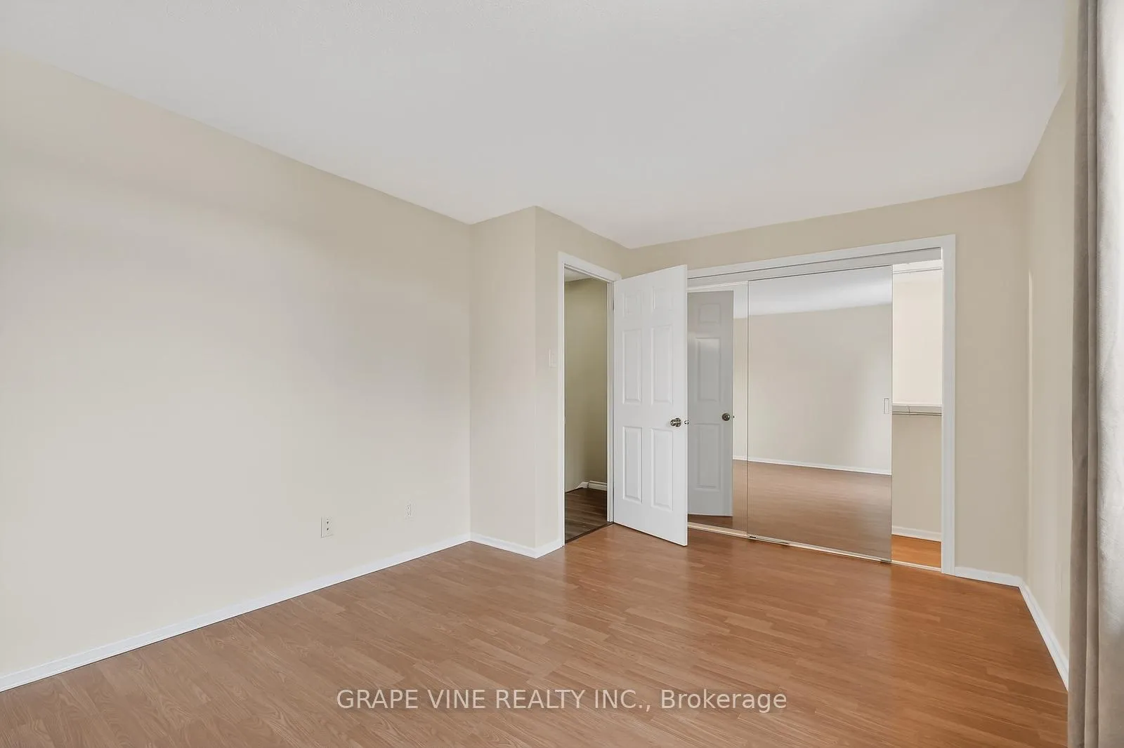 Photo 18 of 6885 Bilberry Drive, Ottawa, Convent Glen North — HOMEH