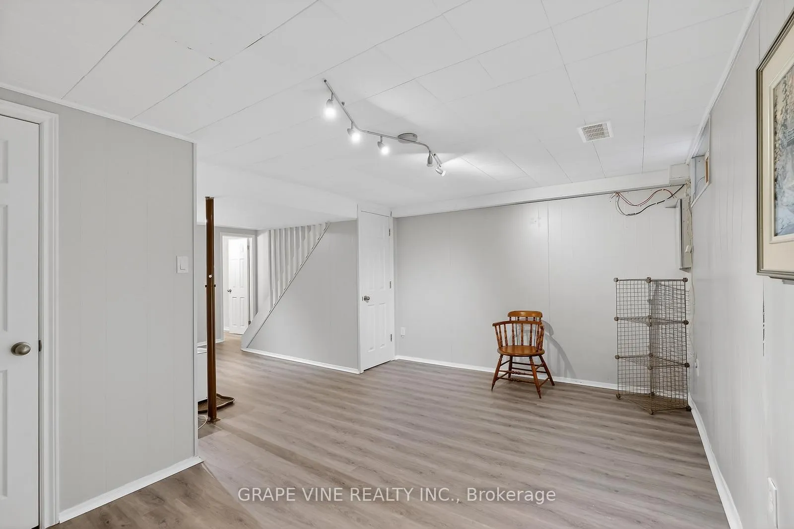 Photo 29 of 6885 Bilberry Drive, Ottawa, Convent Glen North — HOMEH