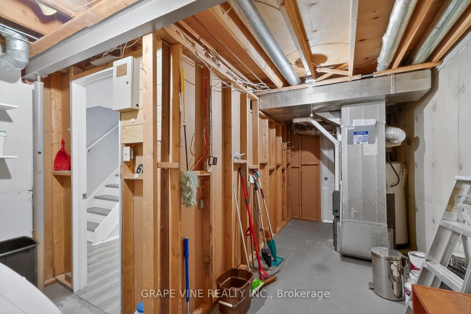 Photo 35 of 6885 Bilberry Drive, Ottawa, Convent Glen North — HOMEH