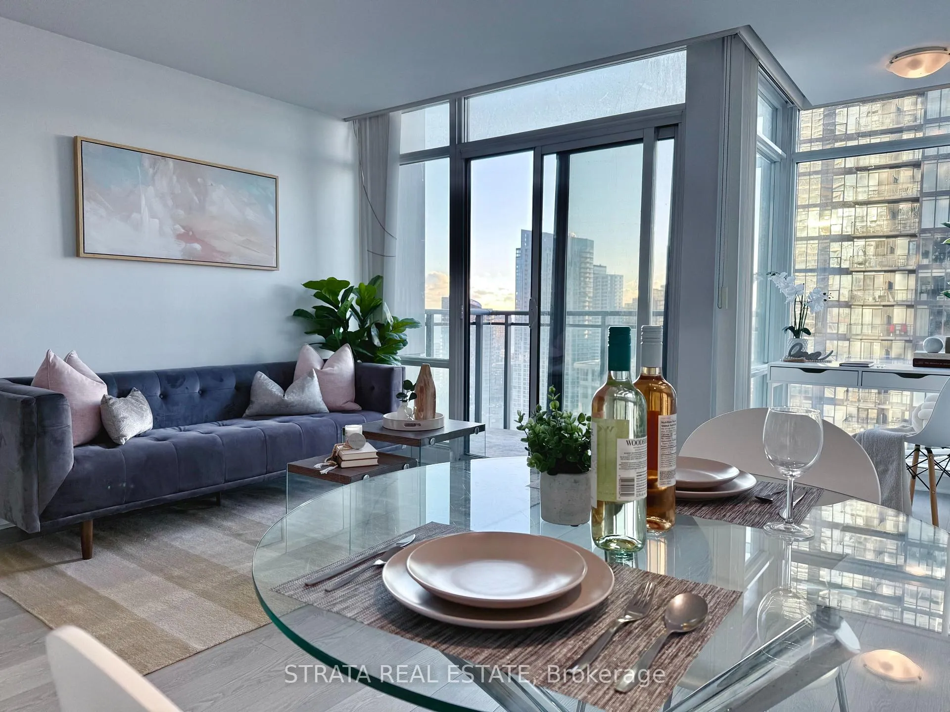 Photo 3 of Unit 3012, 25 Telegram Mews, Toronto, Waterfront Communities — HOMEH