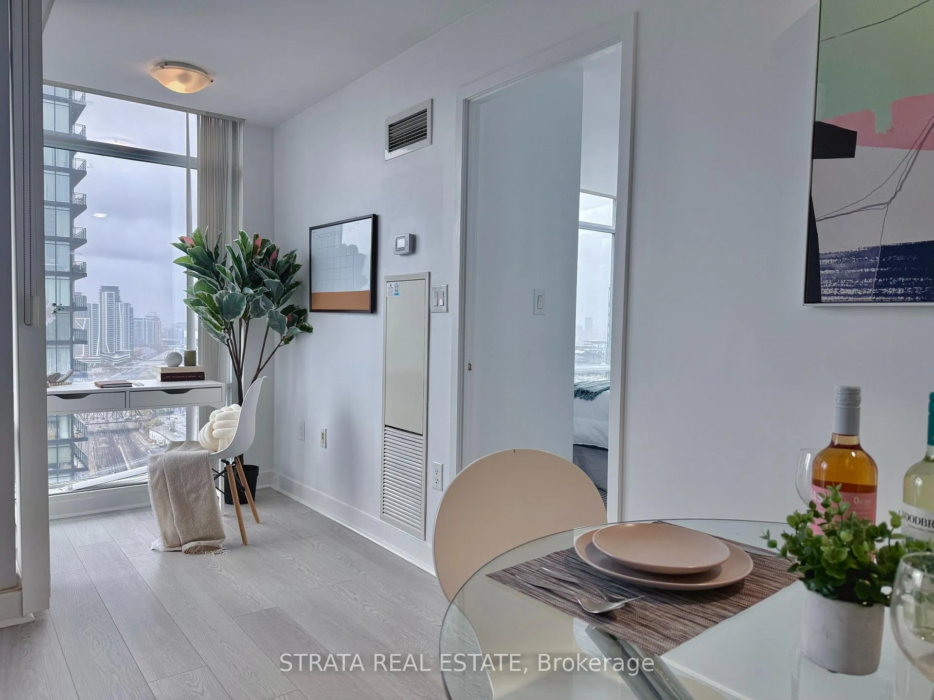 Photo 11 of Unit 3012, 25 Telegram Mews, Toronto, Waterfront Communities — HOMEH