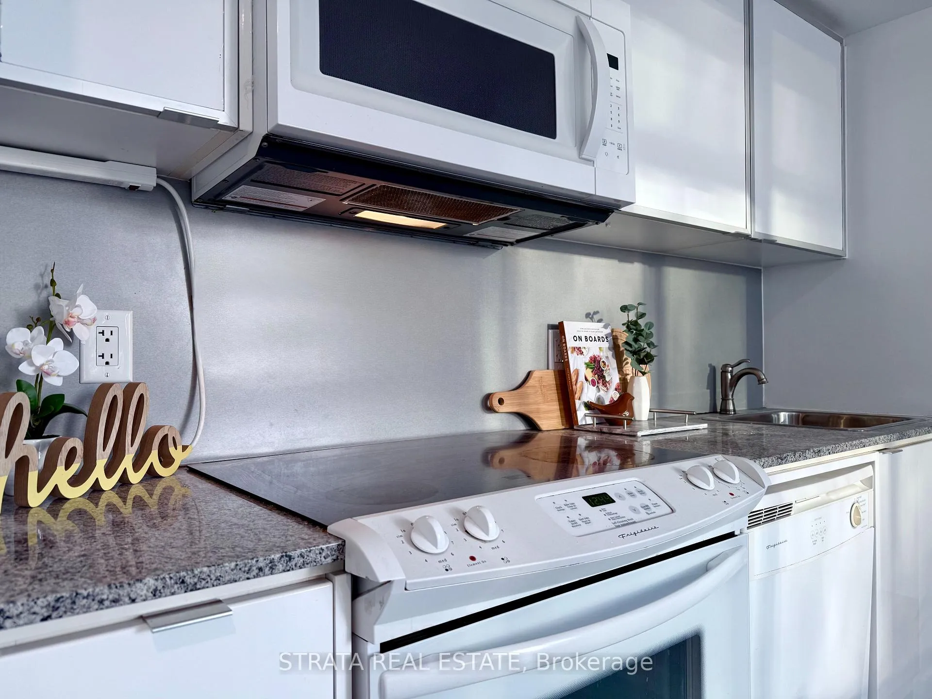 Photo 13 of Unit 3012, 25 Telegram Mews, Toronto, Waterfront Communities — HOMEH
