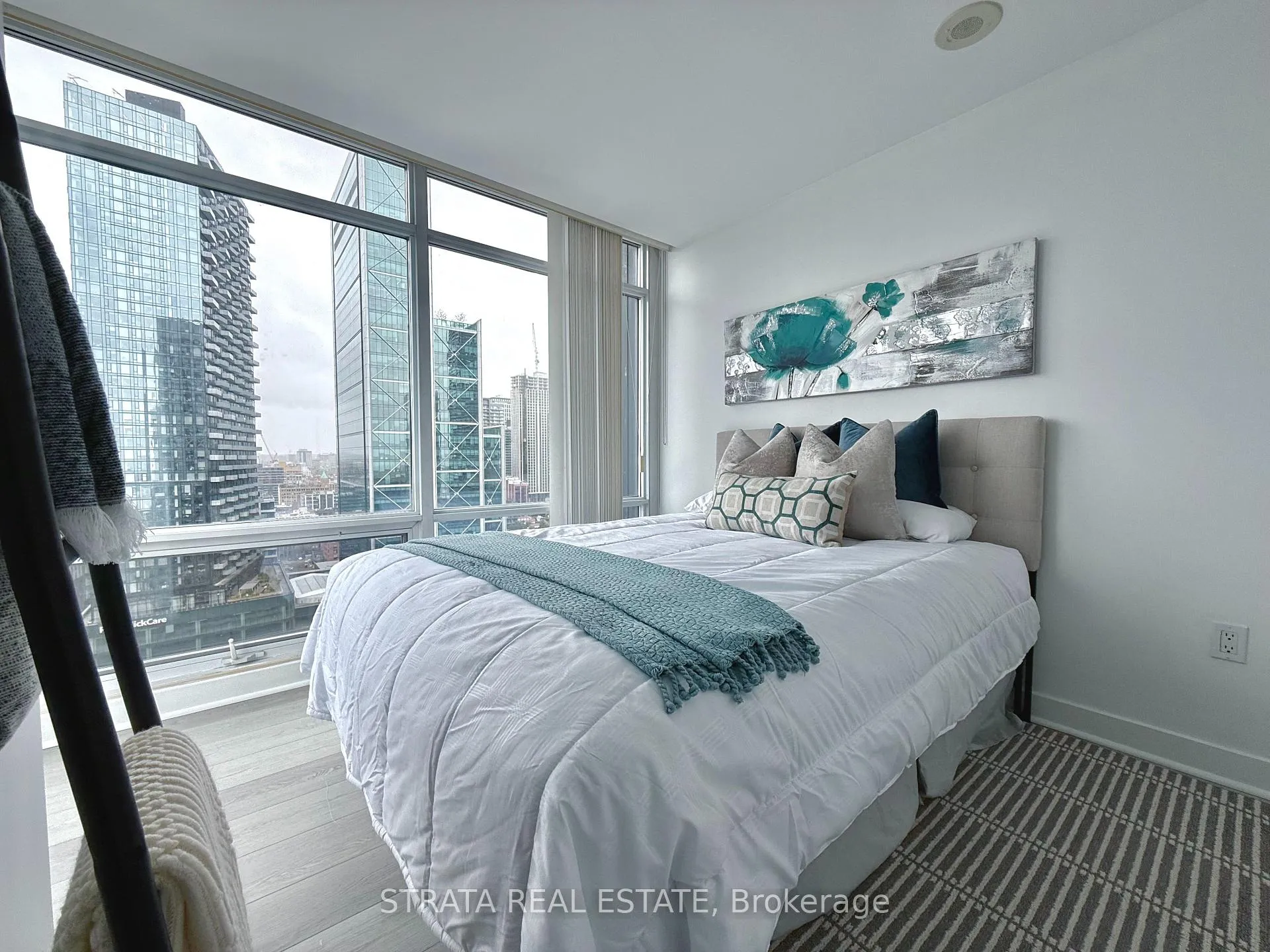 Photo 16 of Unit 3012, 25 Telegram Mews, Toronto, Waterfront Communities — HOMEH