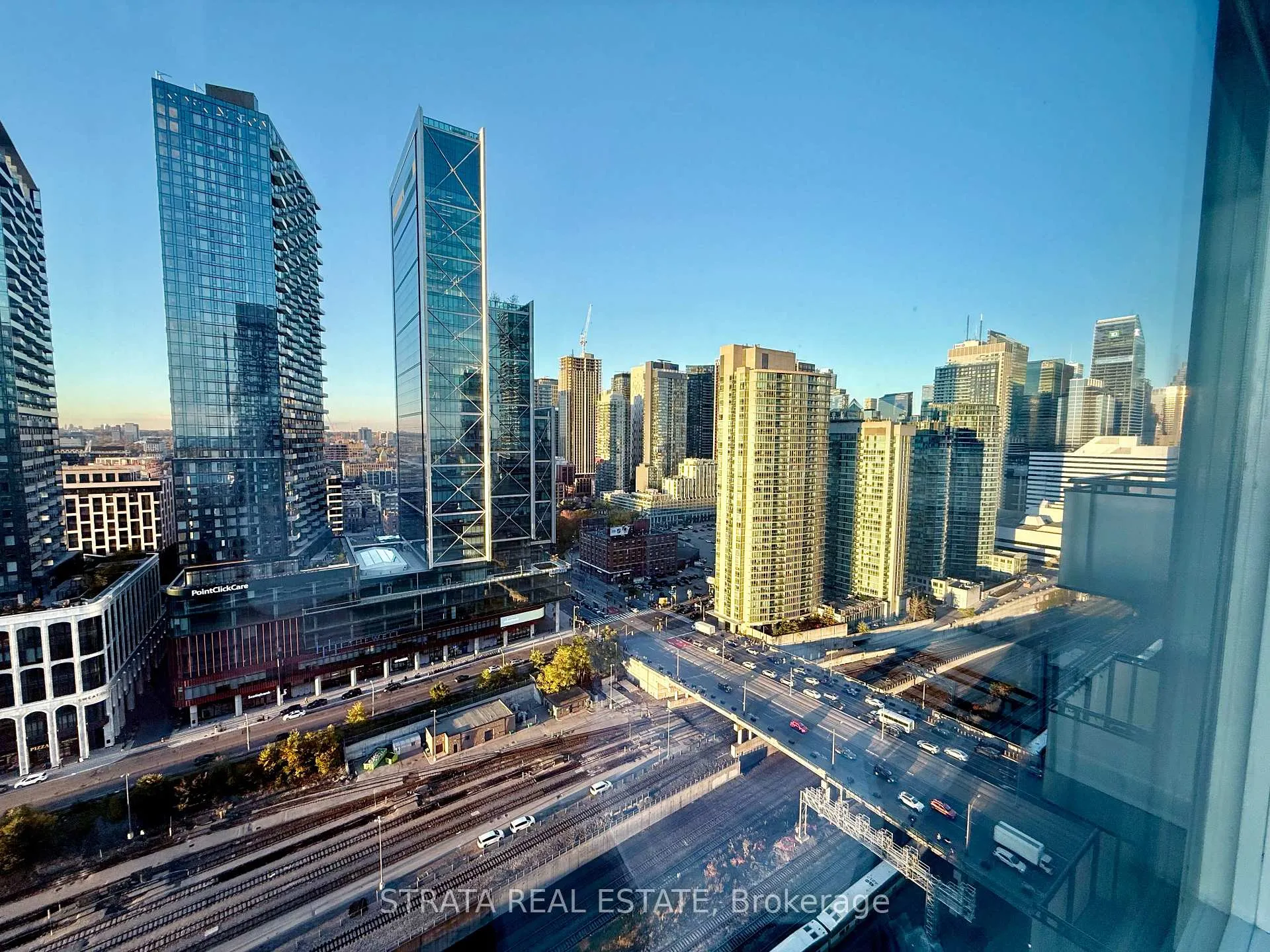Photo 22 of Unit 3012, 25 Telegram Mews, Toronto, Waterfront Communities — HOMEH