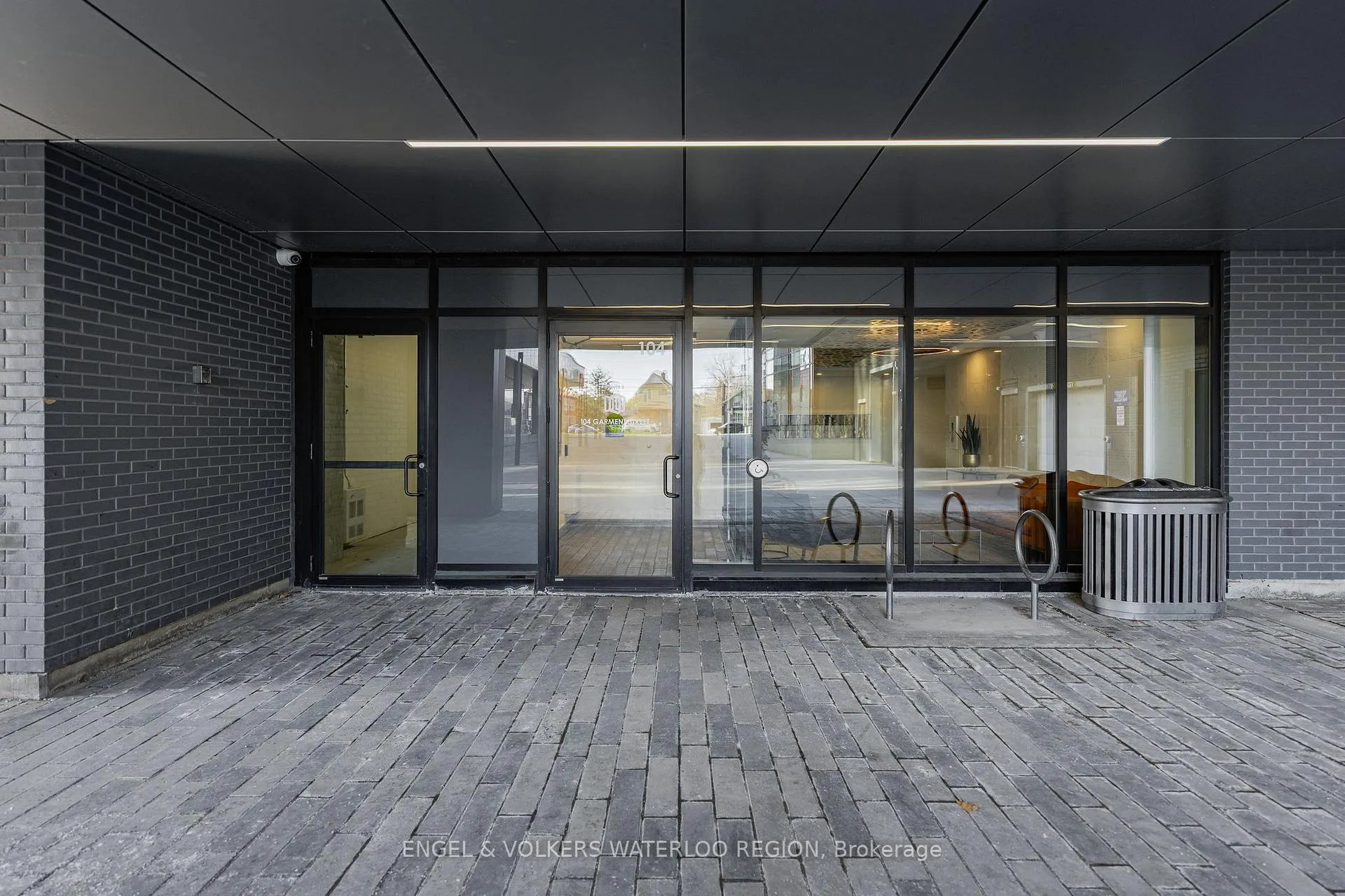 Photo 8 of Unit 902, 104 Garment Street, Kitchener — HOMEH