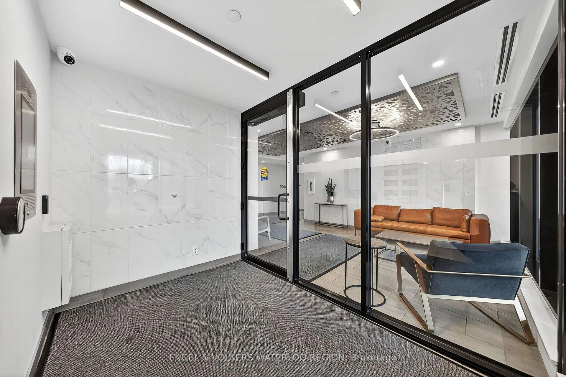 Photo 9 of Unit 902, 104 Garment Street, Kitchener — HOMEH