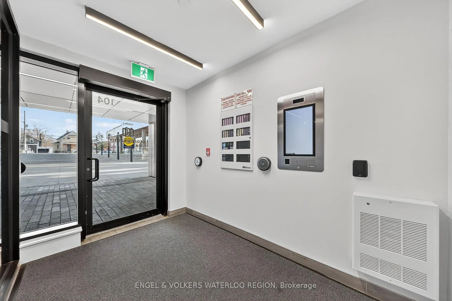 Photo 10 of Unit 902, 104 Garment Street, Kitchener — HOMEH
