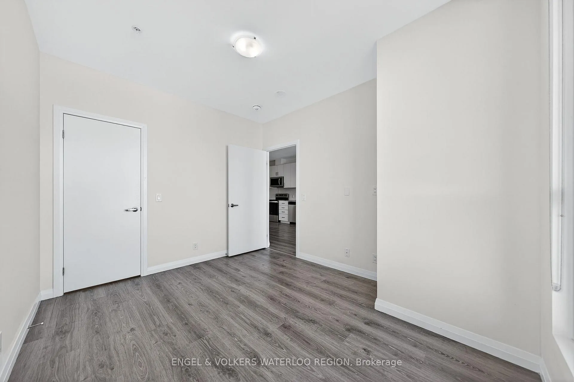 Photo 27 of Unit 902, 104 Garment Street, Kitchener — HOMEH