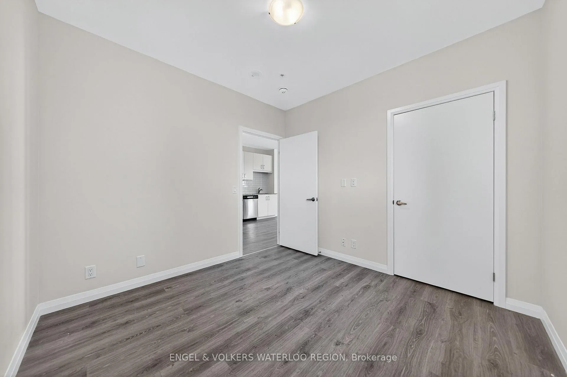 Photo 32 of Unit 902, 104 Garment Street, Kitchener — HOMEH